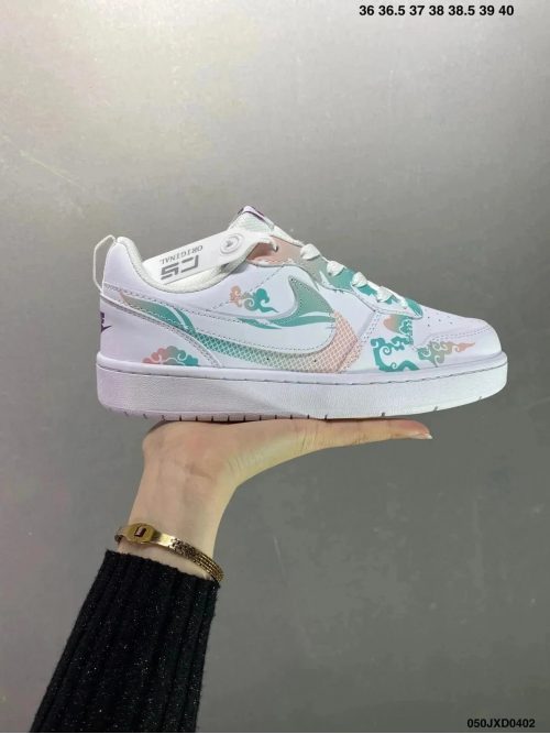 Nike Court Vision Low Graphic Sneakers White