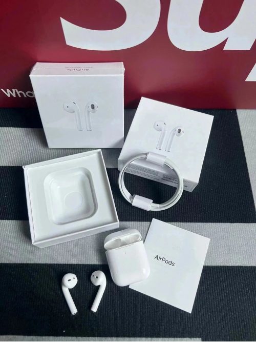 Apple AirPods 2nd Generation Wireless Bluetooth Earbuds White