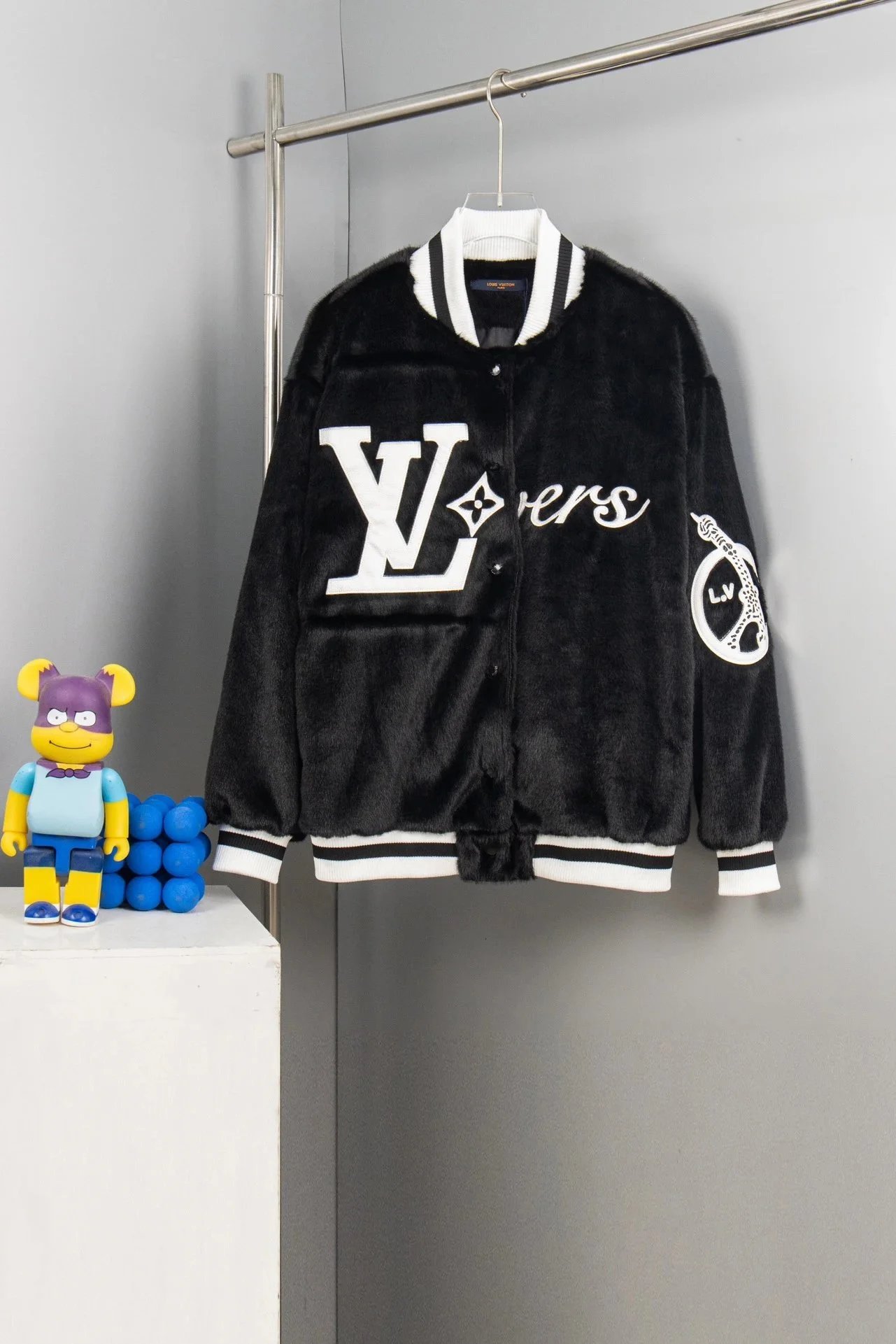 Lou-96 Lou-96