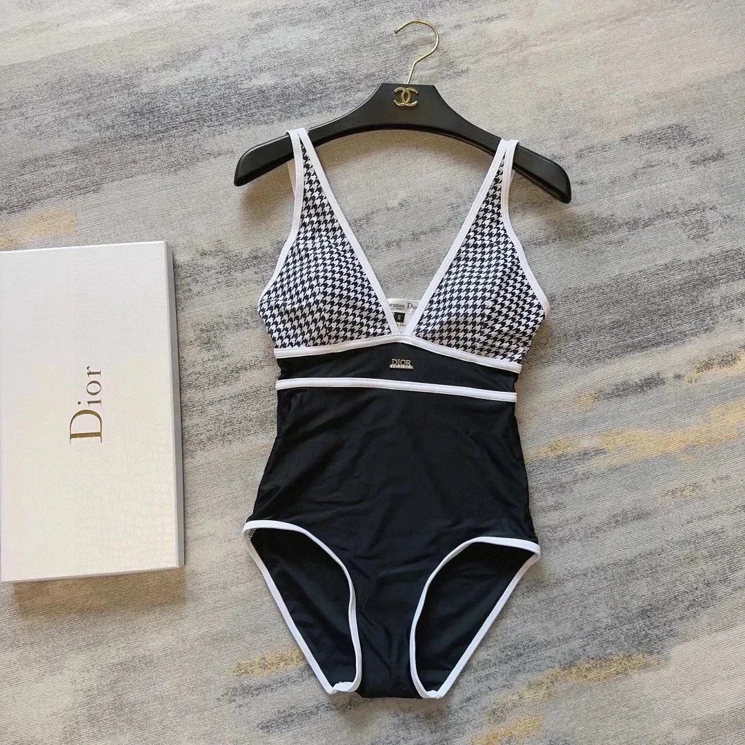 030302022 030302022