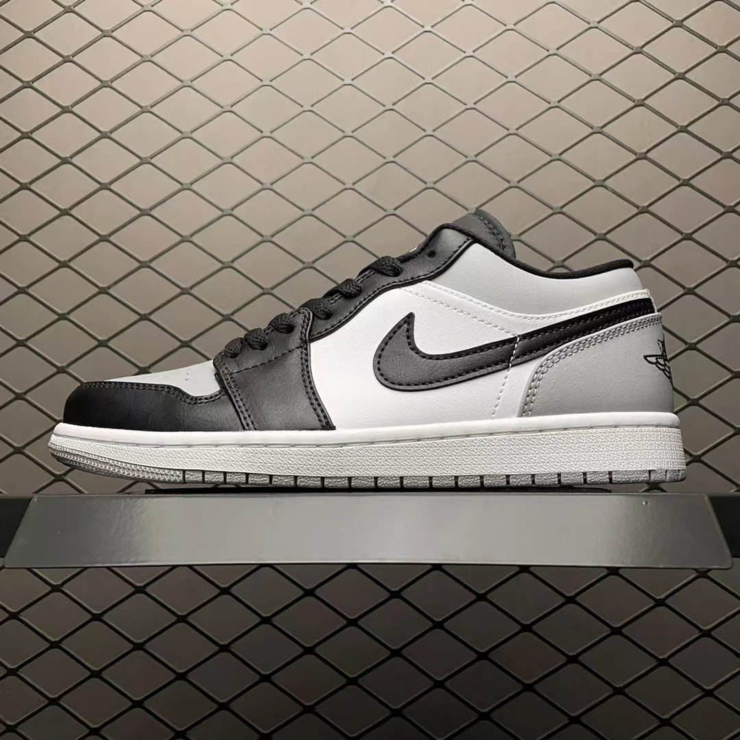 4 4