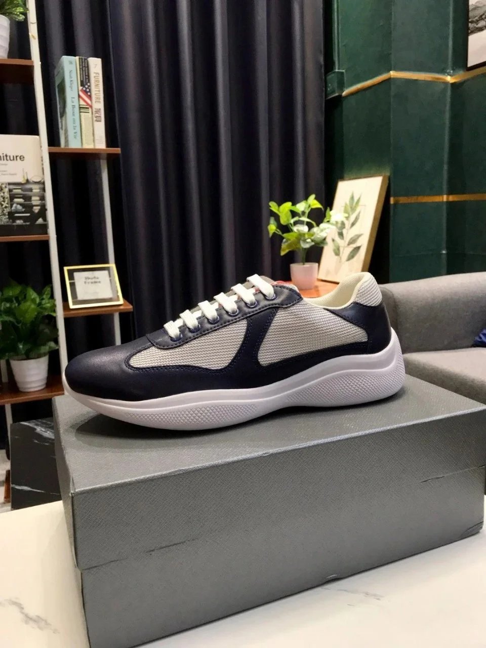 18 18