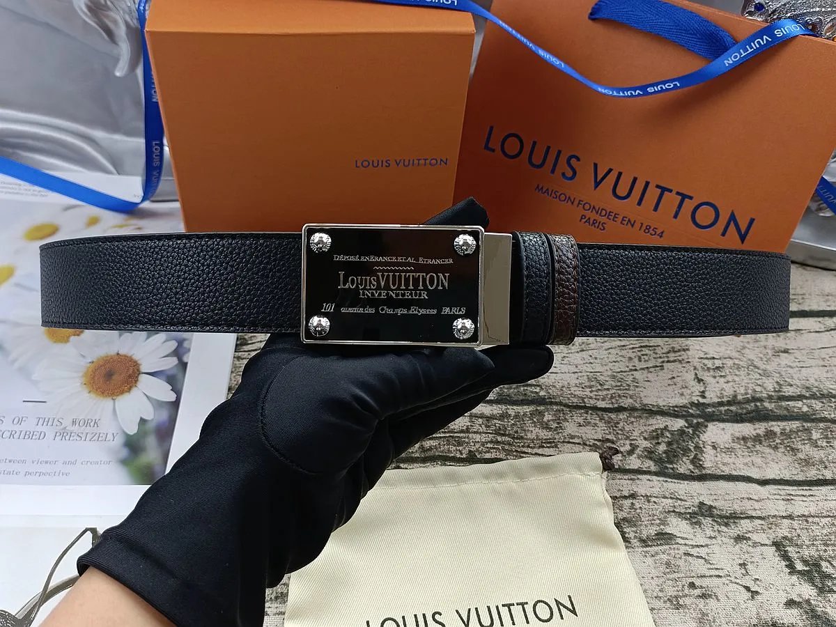 8 8