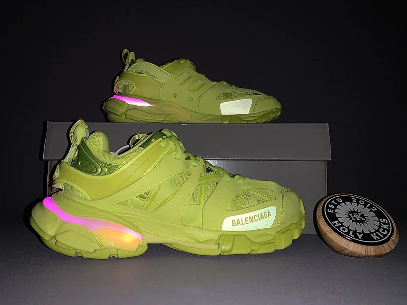 03 03
