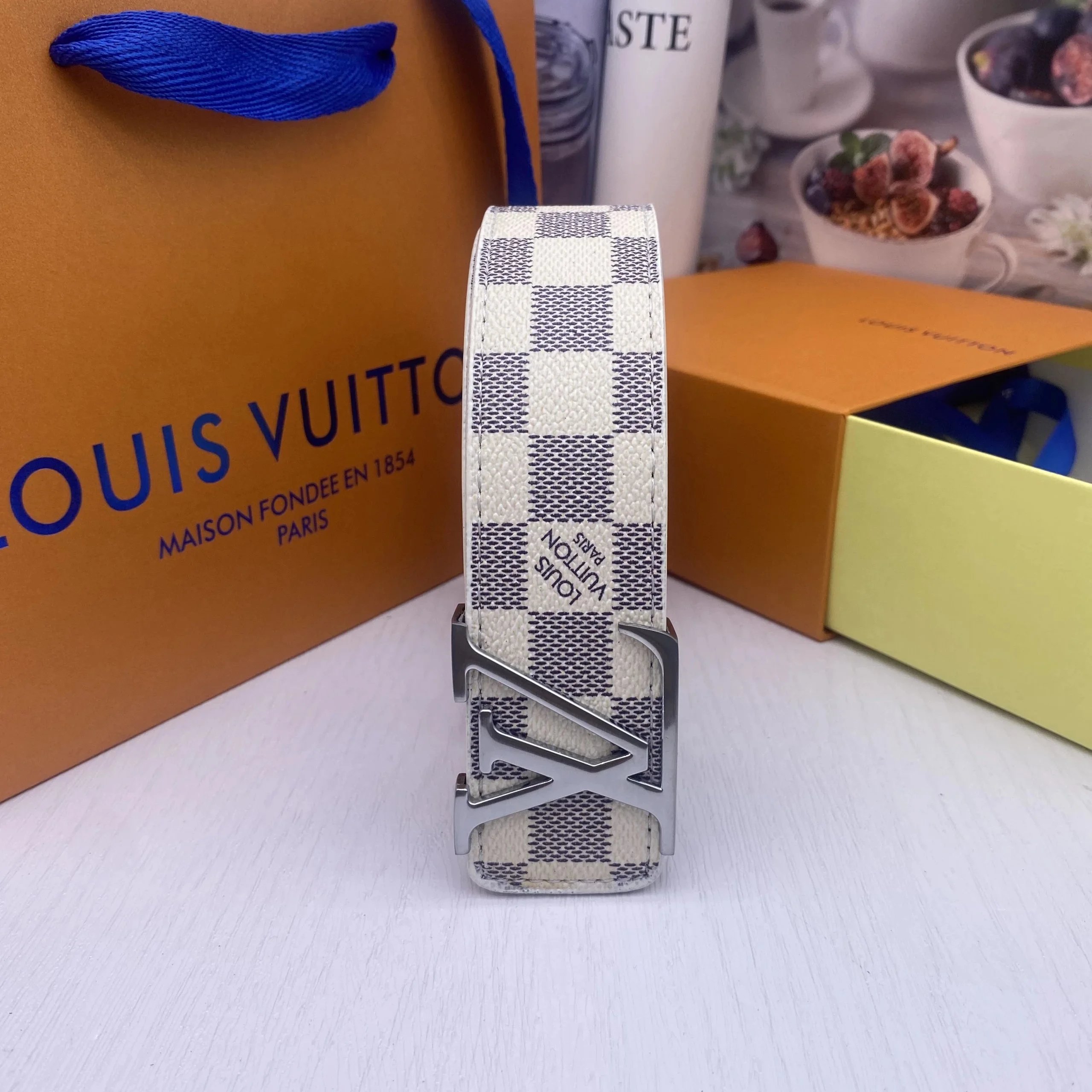 LV 31 LV 31