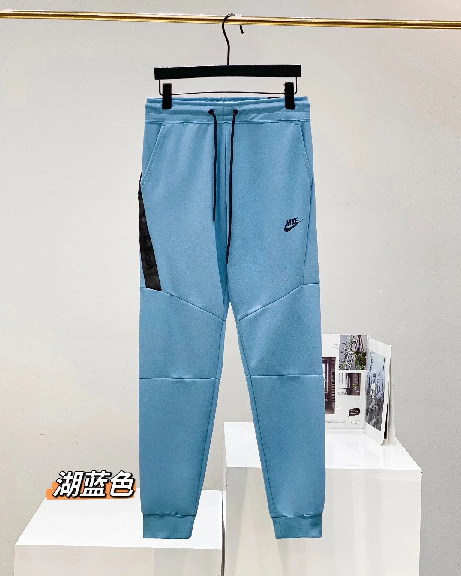 33 33