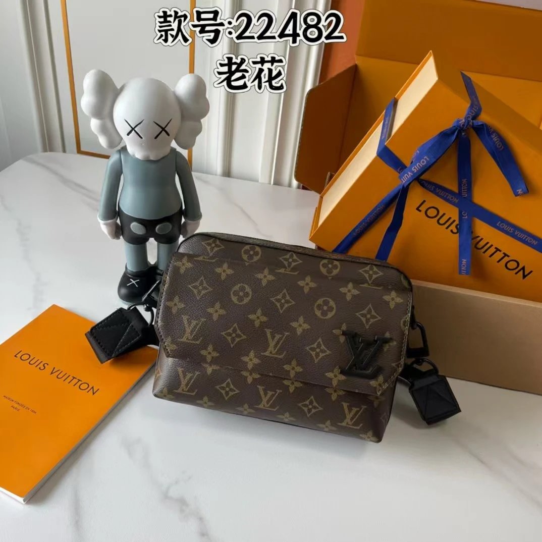 4 4