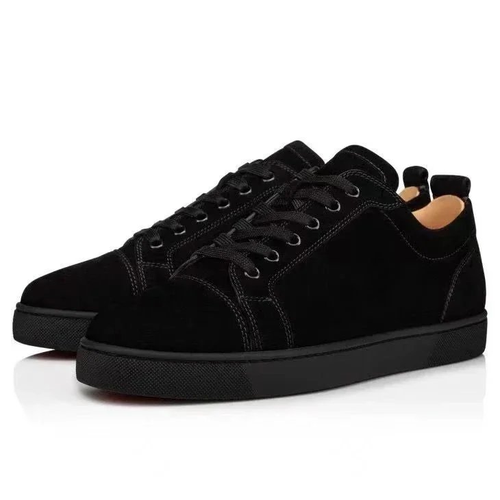 Black suede Black suede
