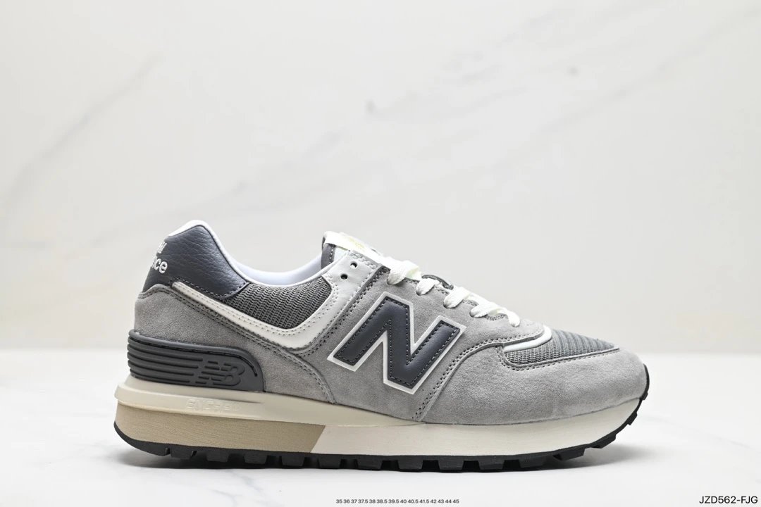 4 4