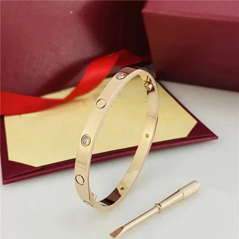 (宽版)四钻玫瑰金 (宽版)四钻玫瑰金