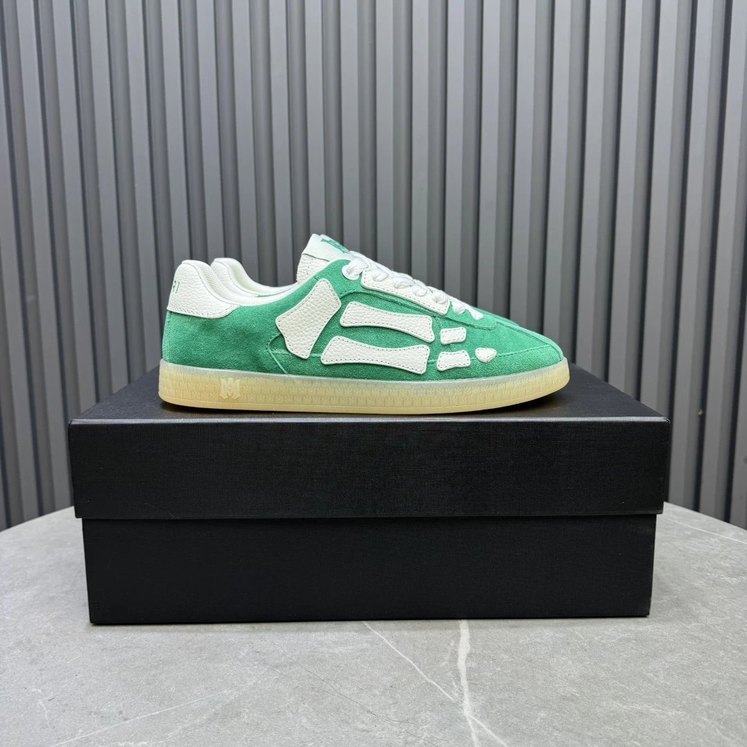3 3