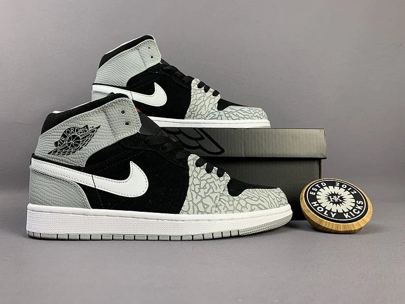 06 06
