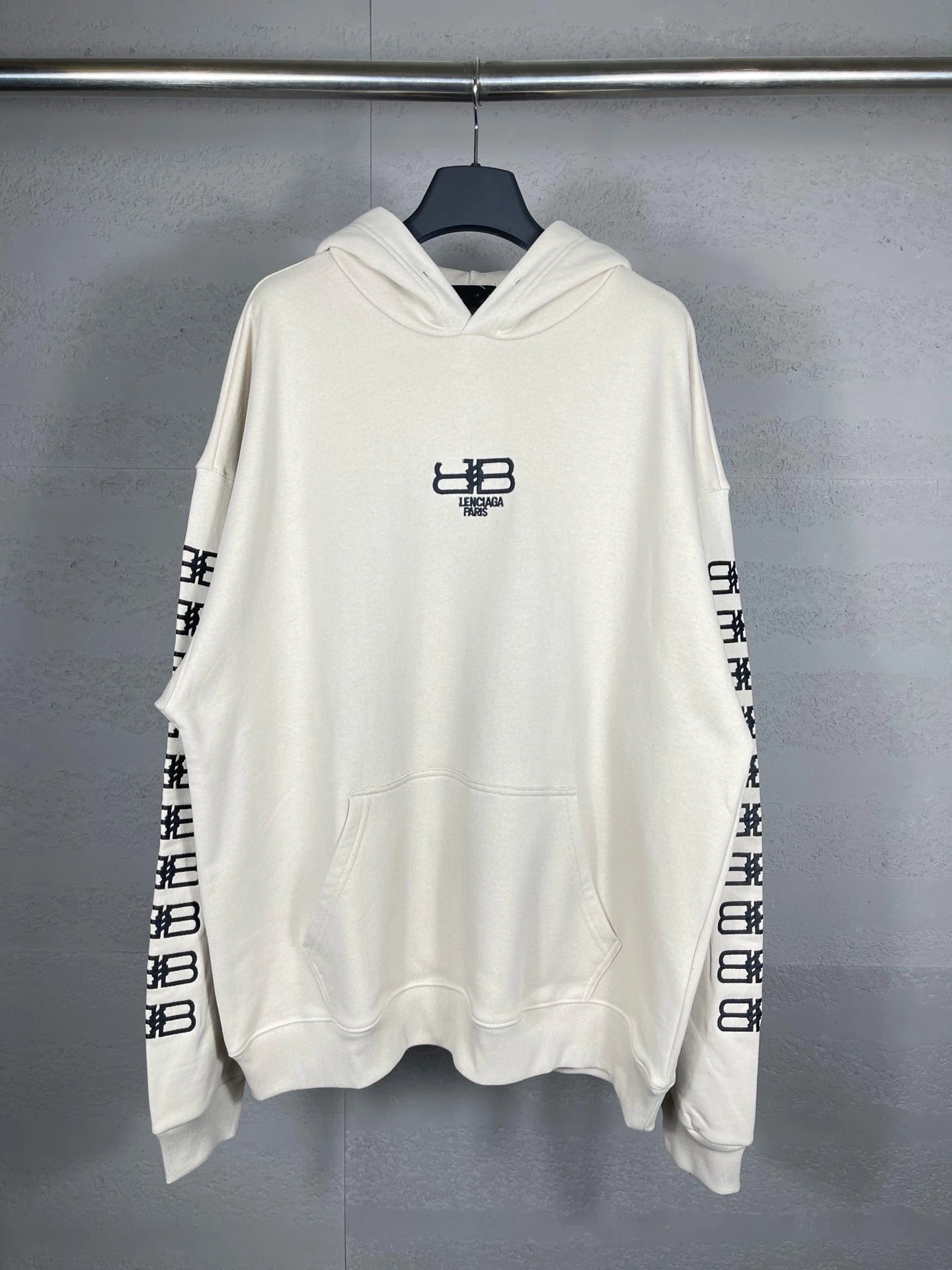 米杏色 米杏色