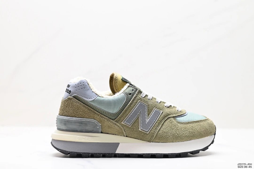 8 8