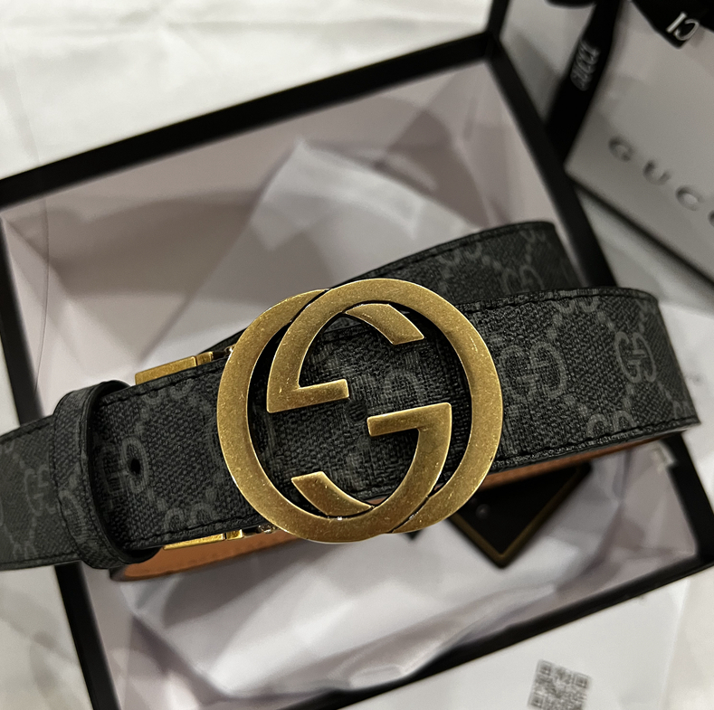 9 9