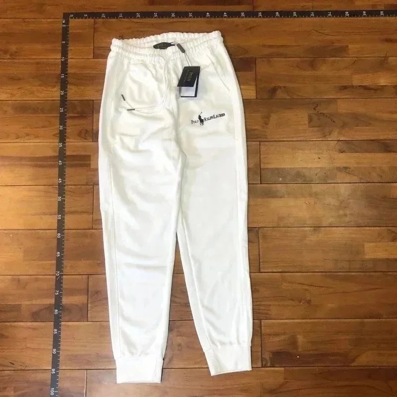 白色黑标裤子 白色黑标裤子