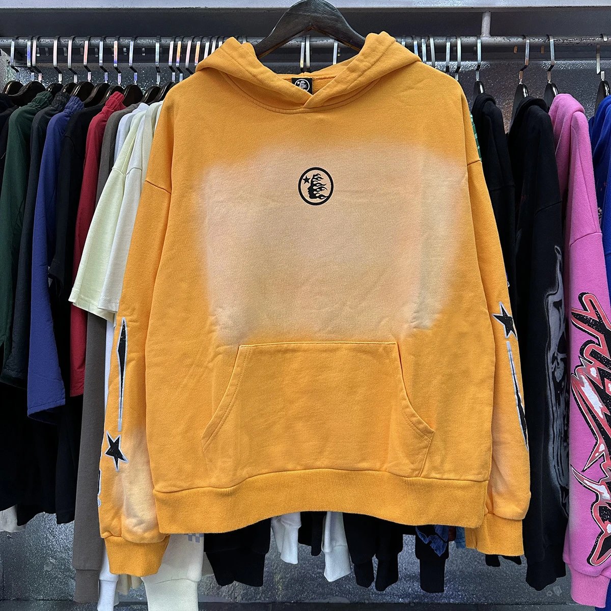 2216 橙色 2216 橙色