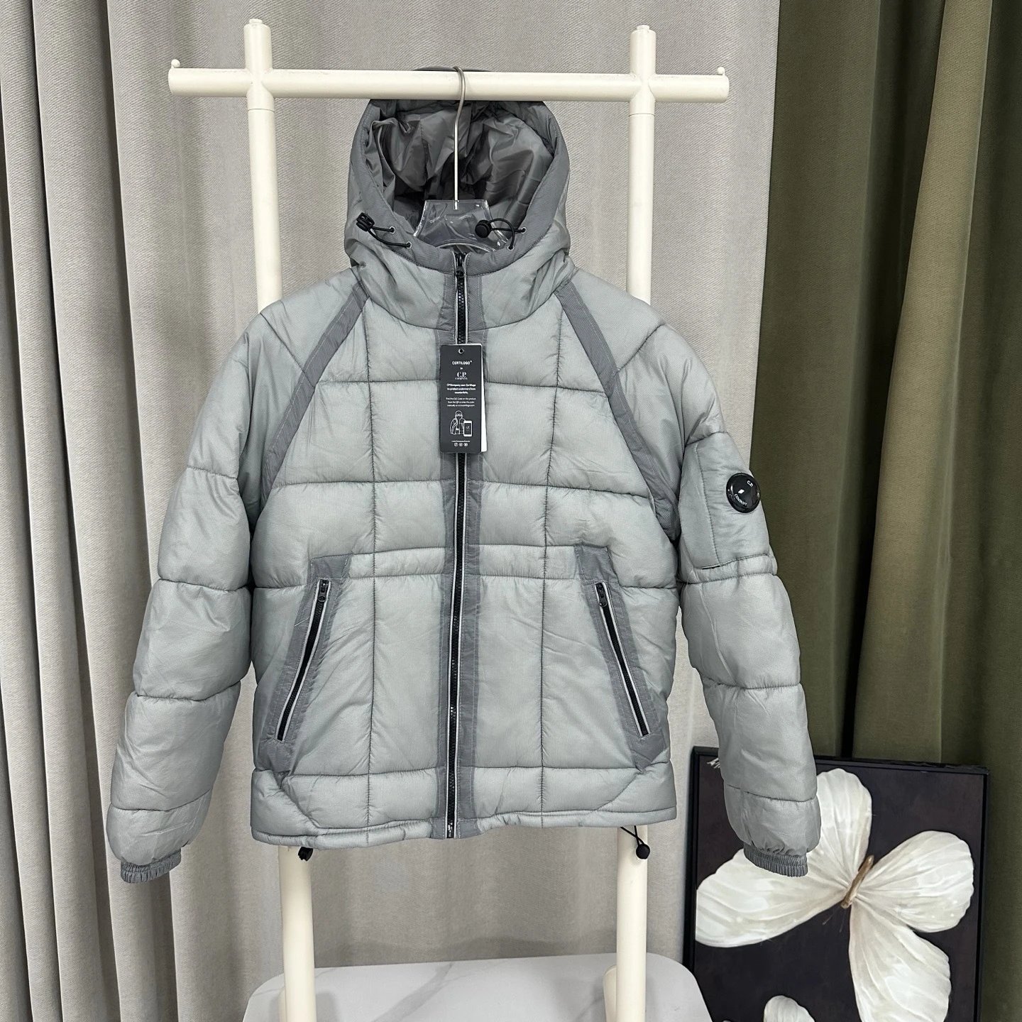 棉服银色