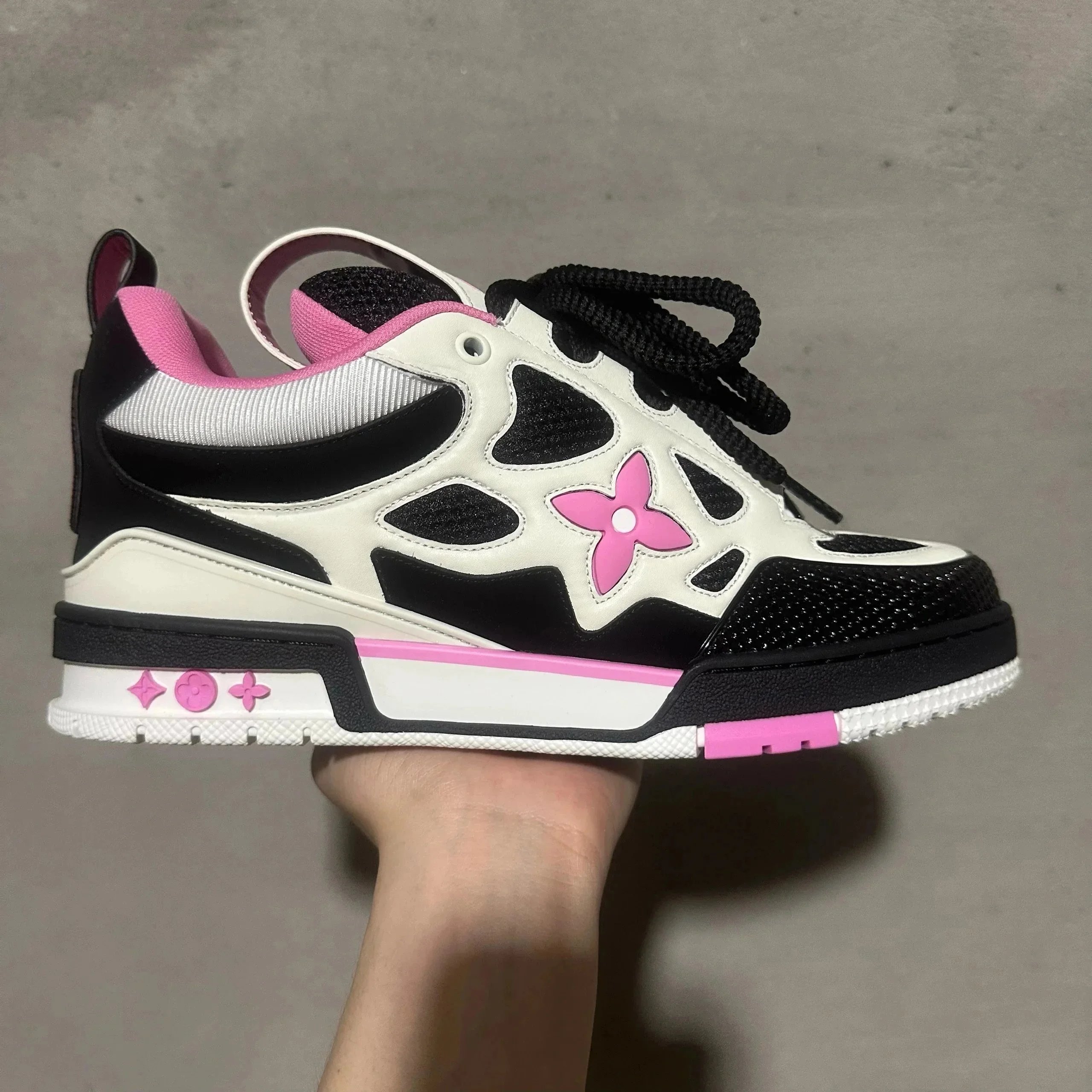 白黑粉