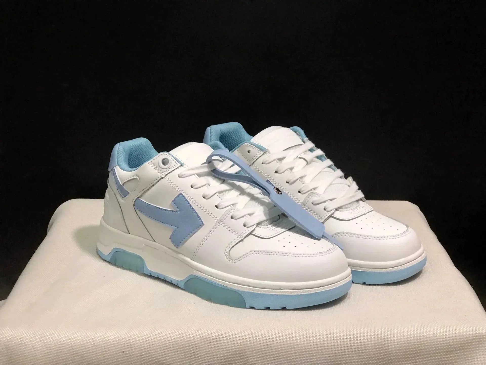 ALBB-011