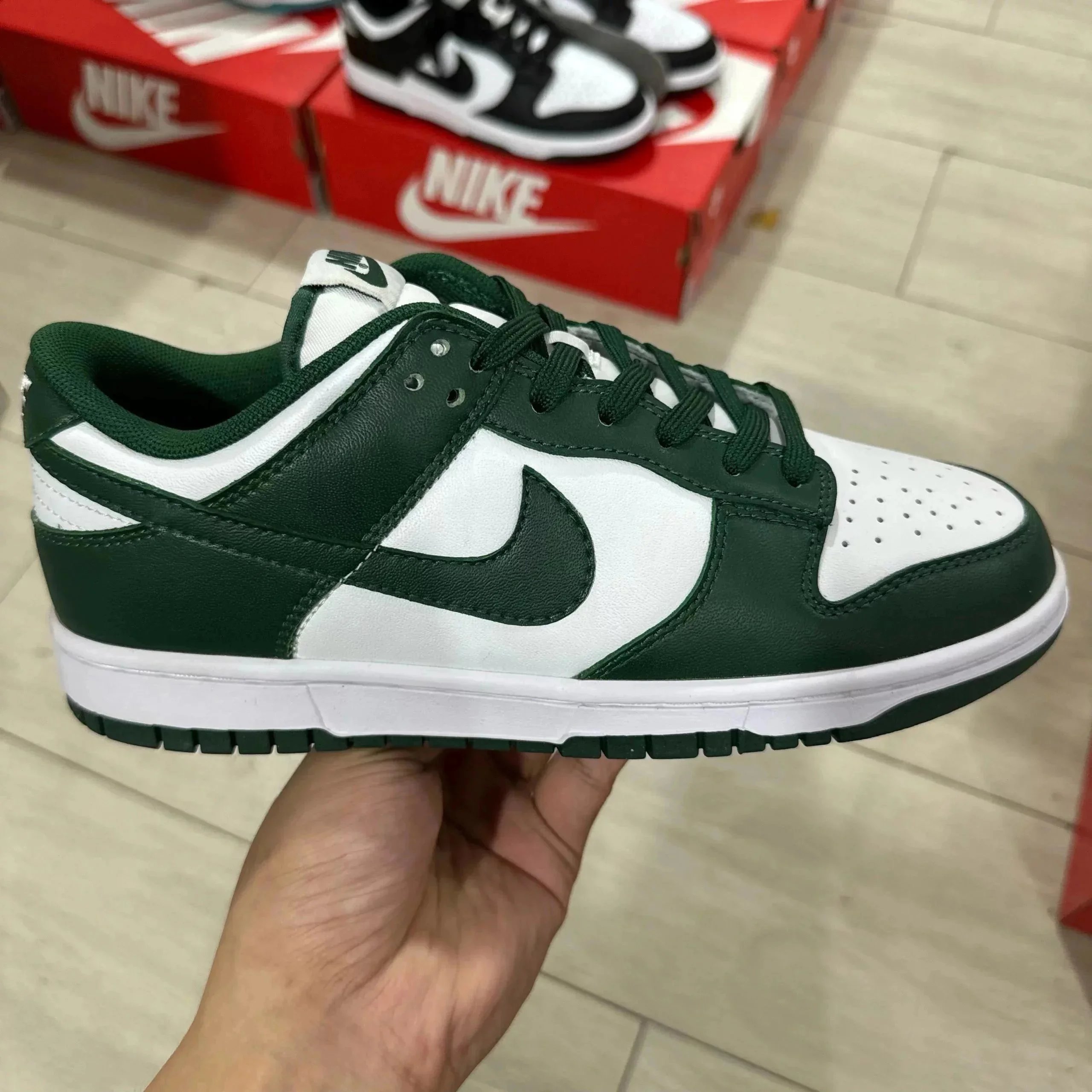 白绿