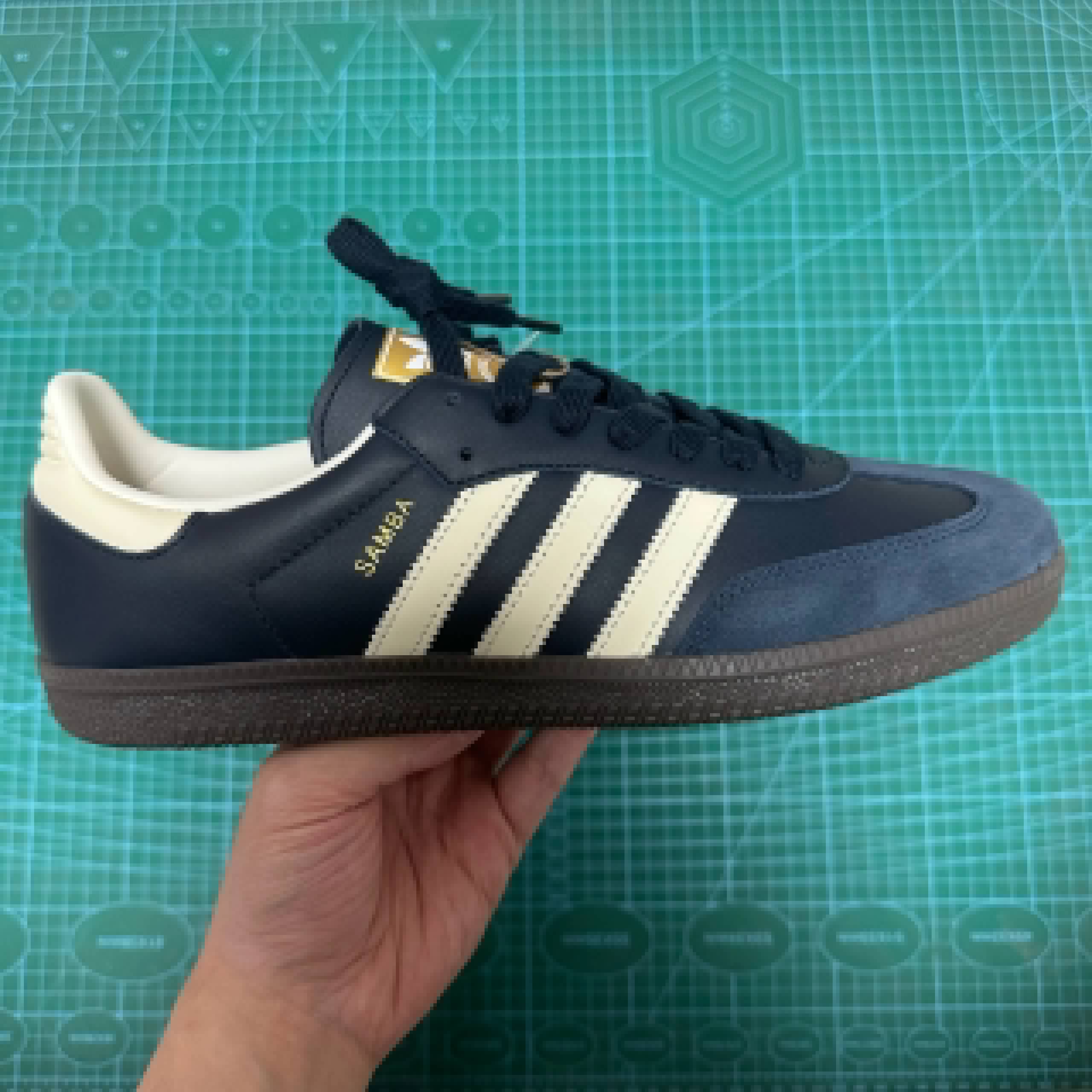 藏青 头层皮 ID2056