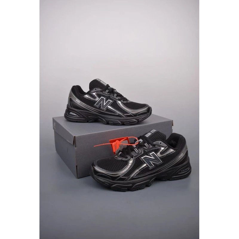 NB740黑银