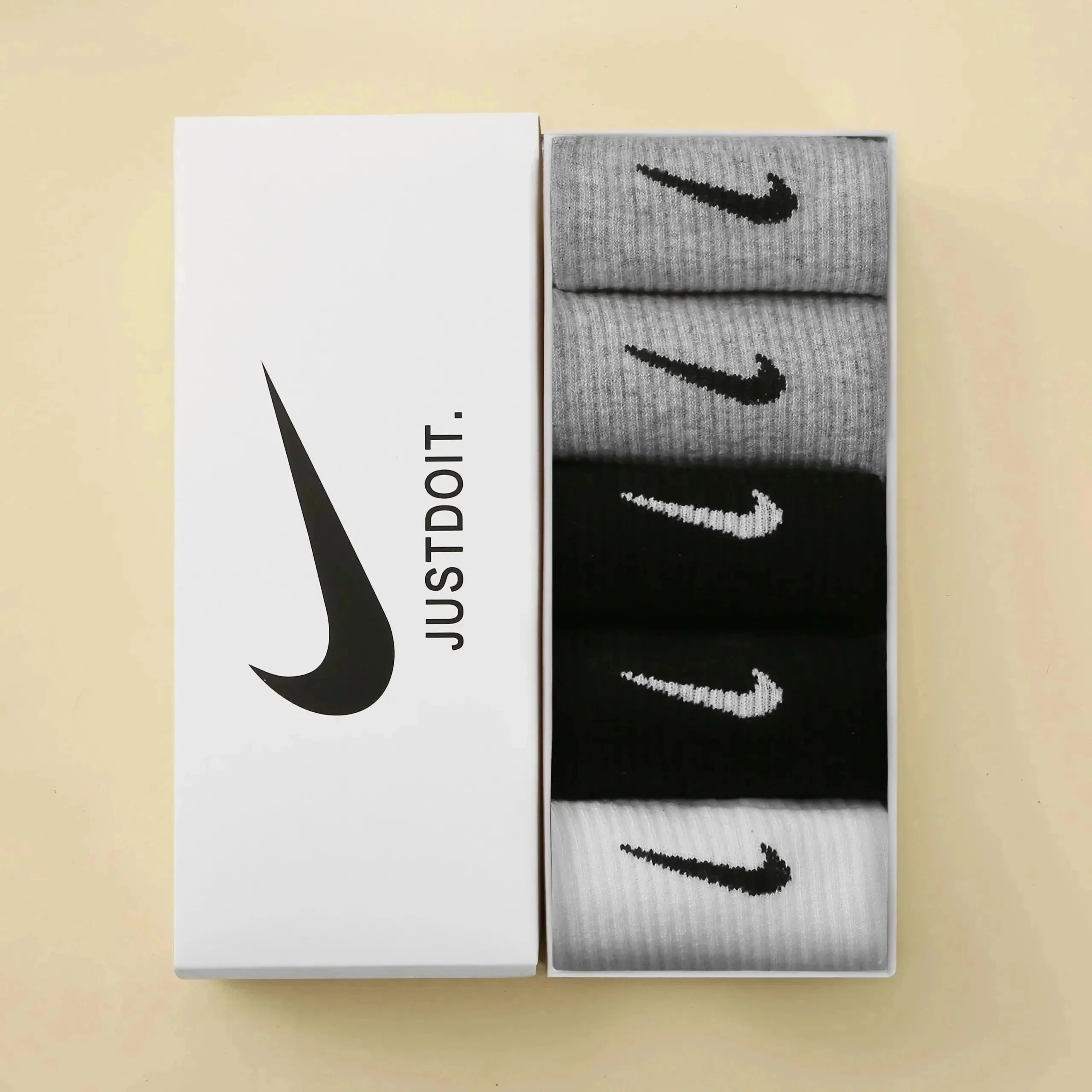 Nike Logo Socks 3-Pack Casual Socks Black and Gray