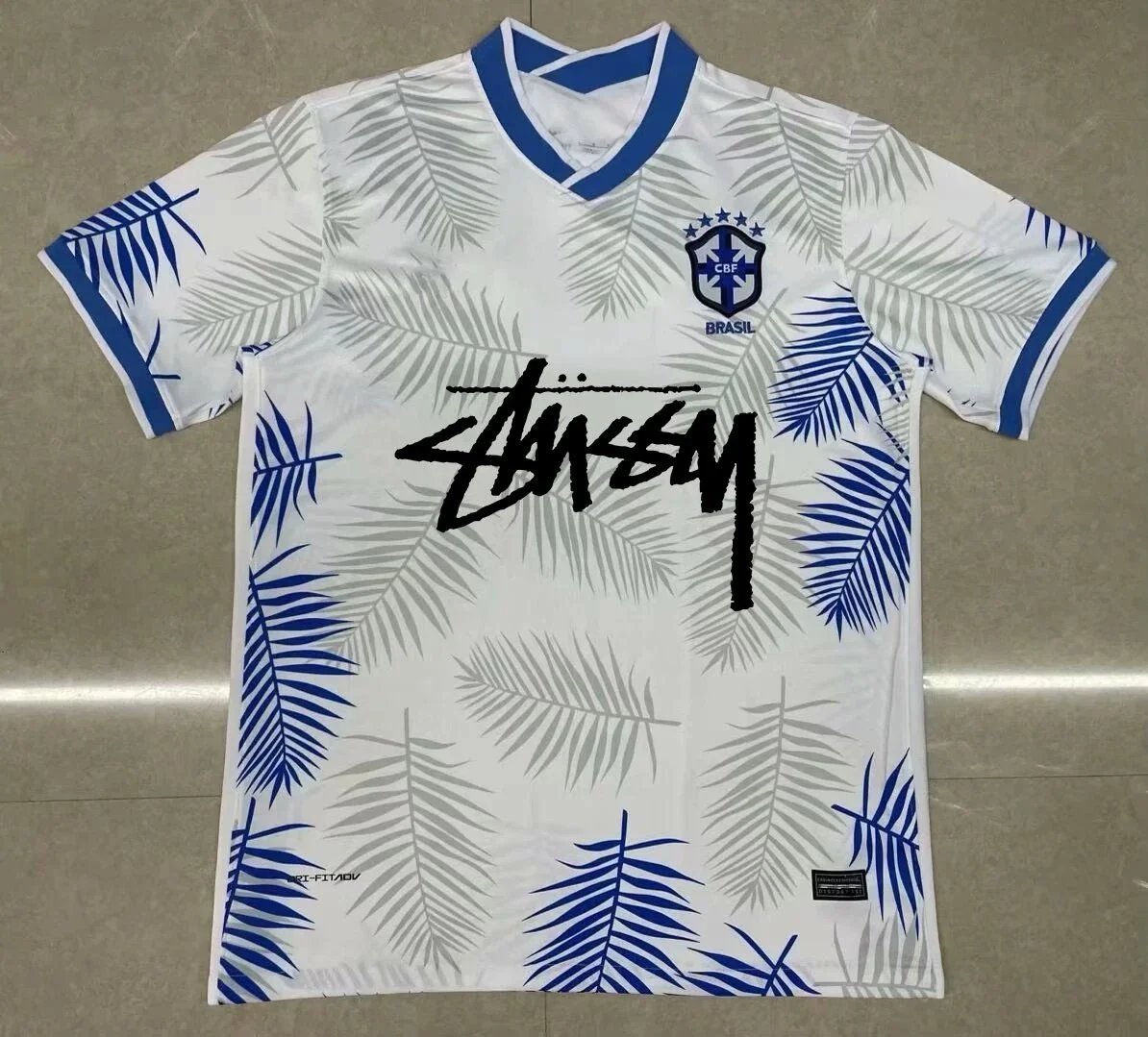 巴西叶子签名版 巴西叶子签名版