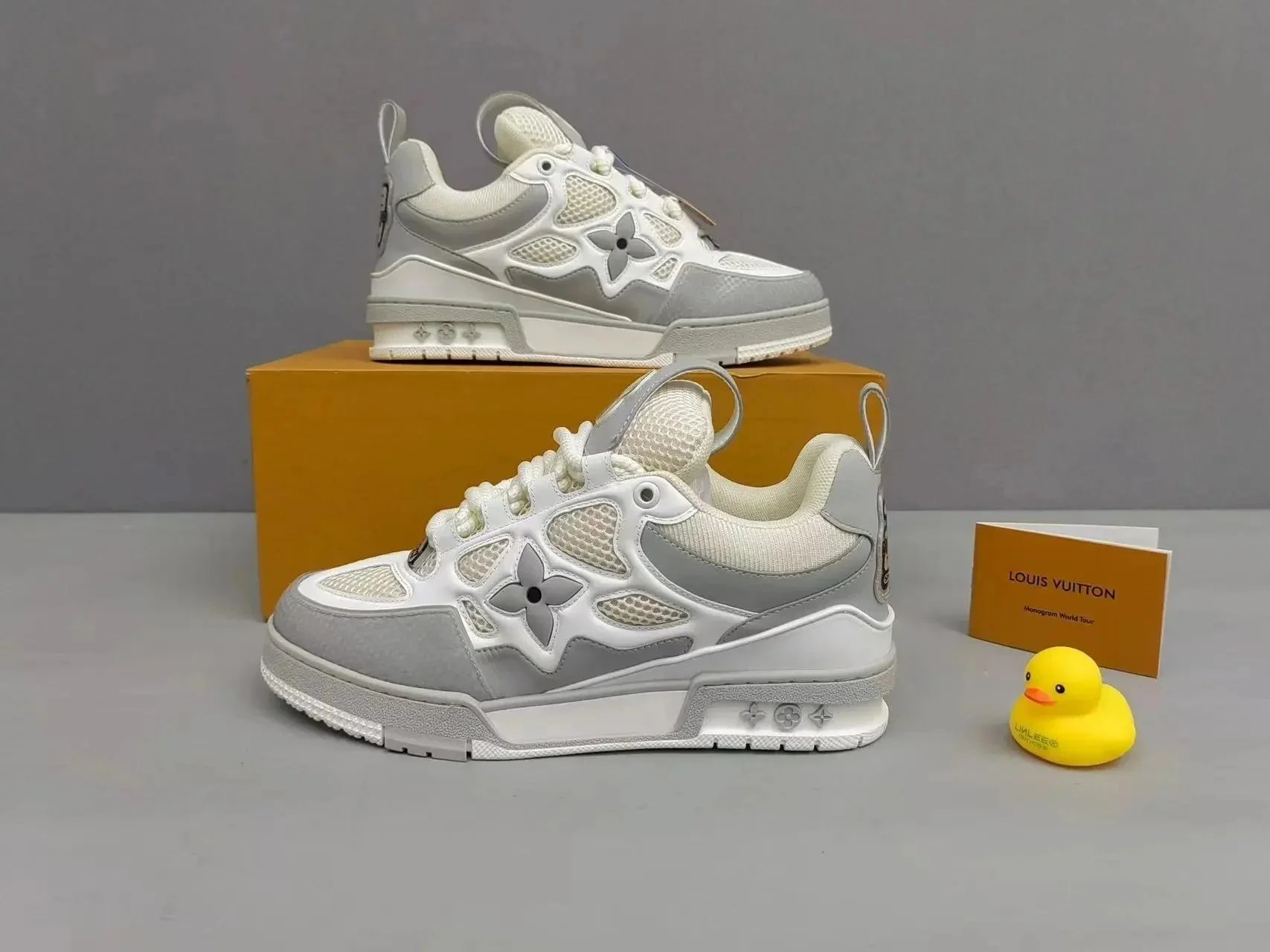 33 33