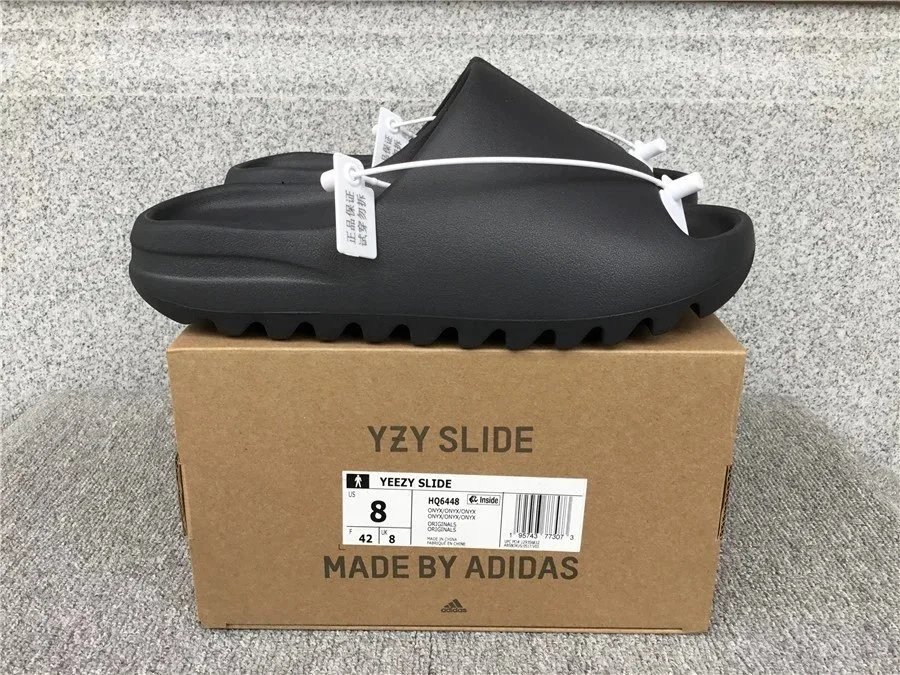 17黑色拖鞋 17黑色拖鞋
