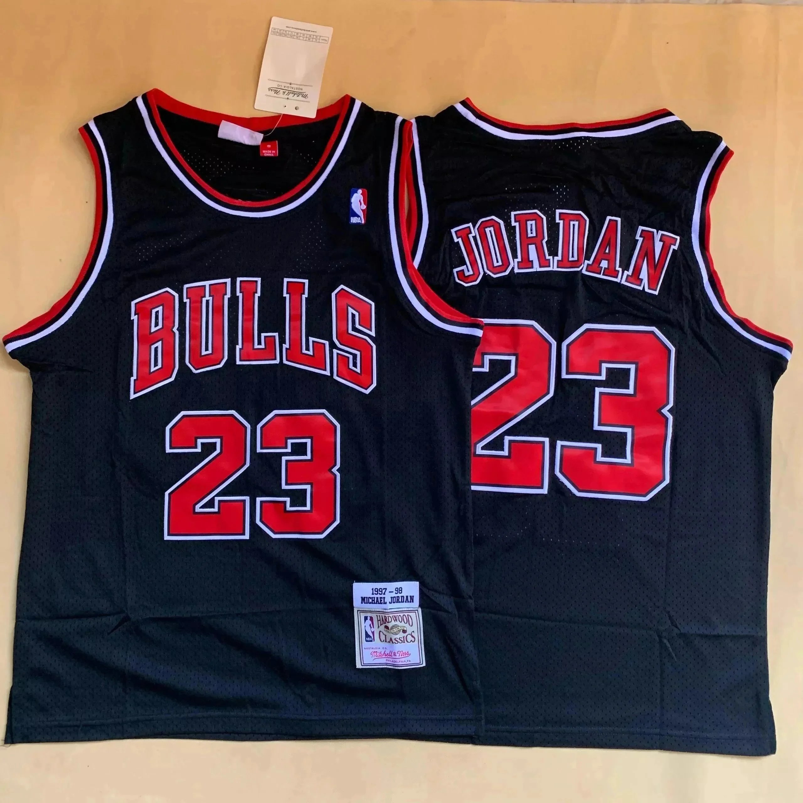 乔丹23号黑色复古球衣 乔丹23号黑色复古球衣