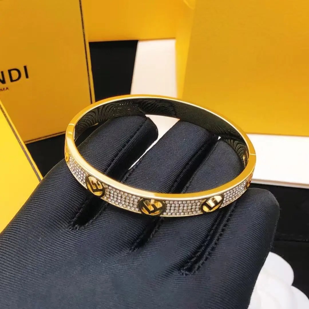 18 18