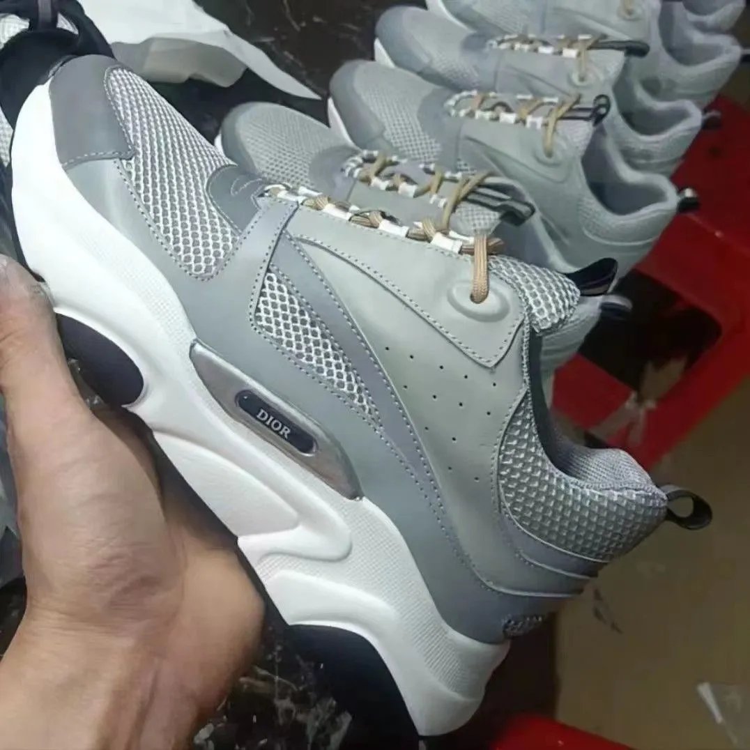 7 7