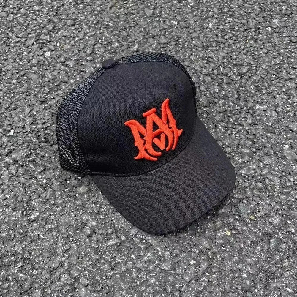 32 32