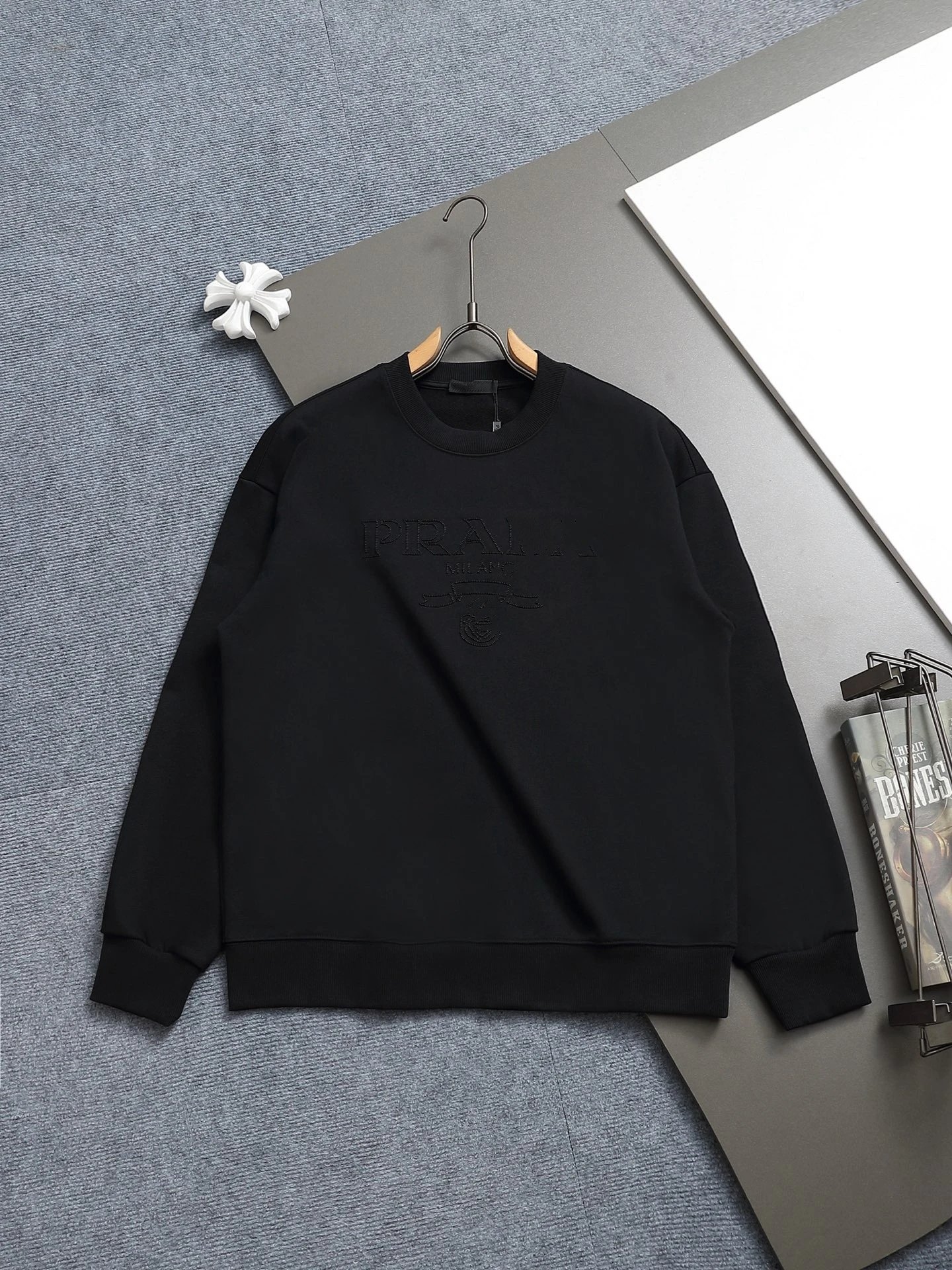 25 25