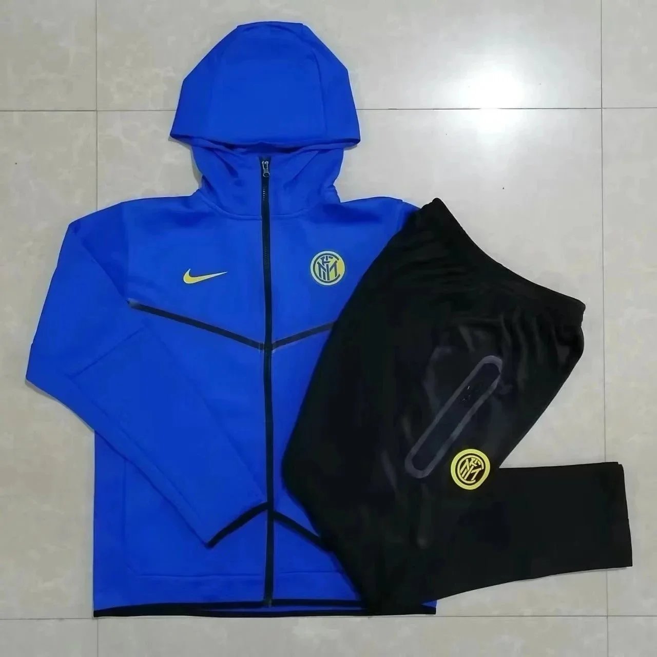 25 25