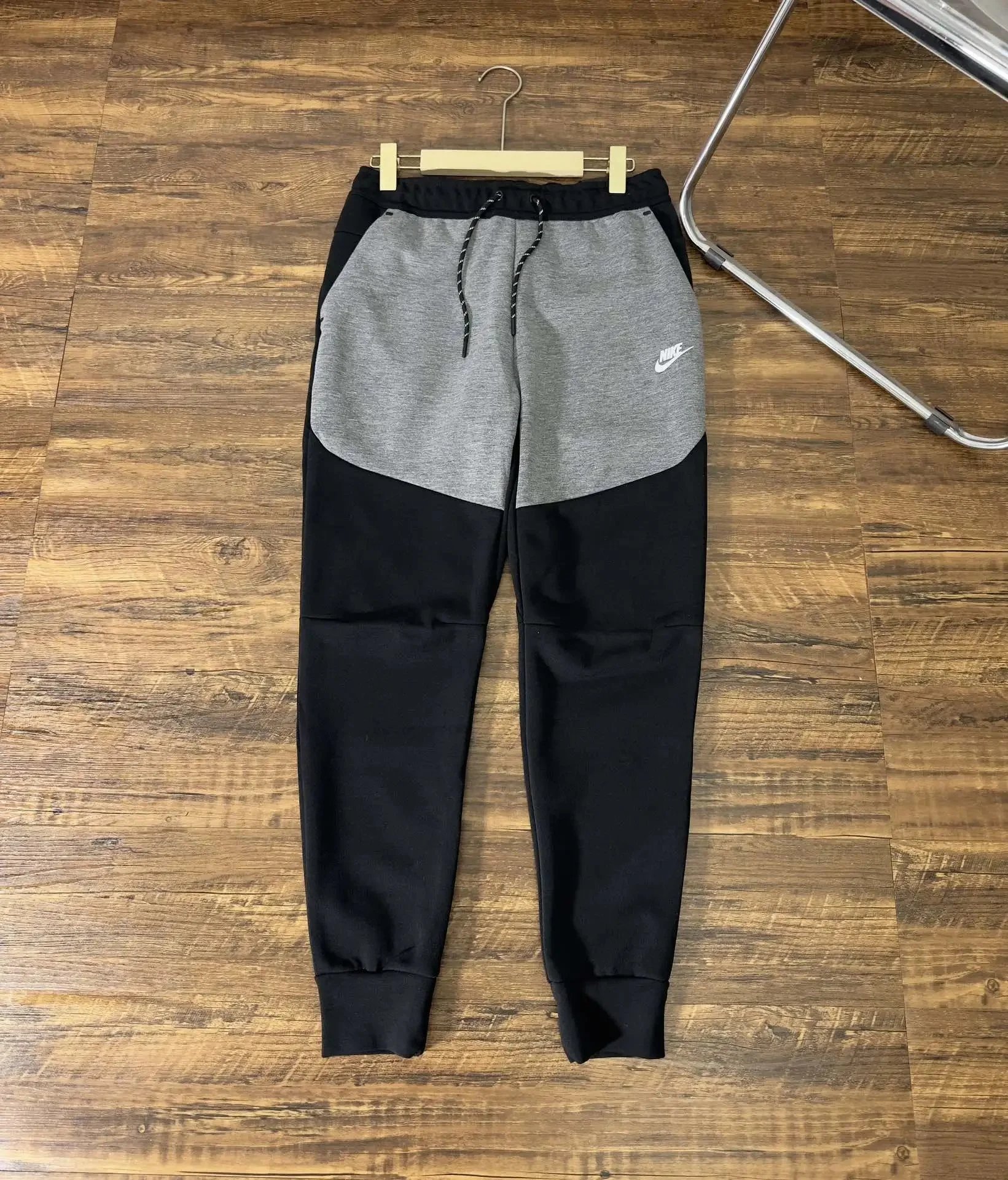 18 18