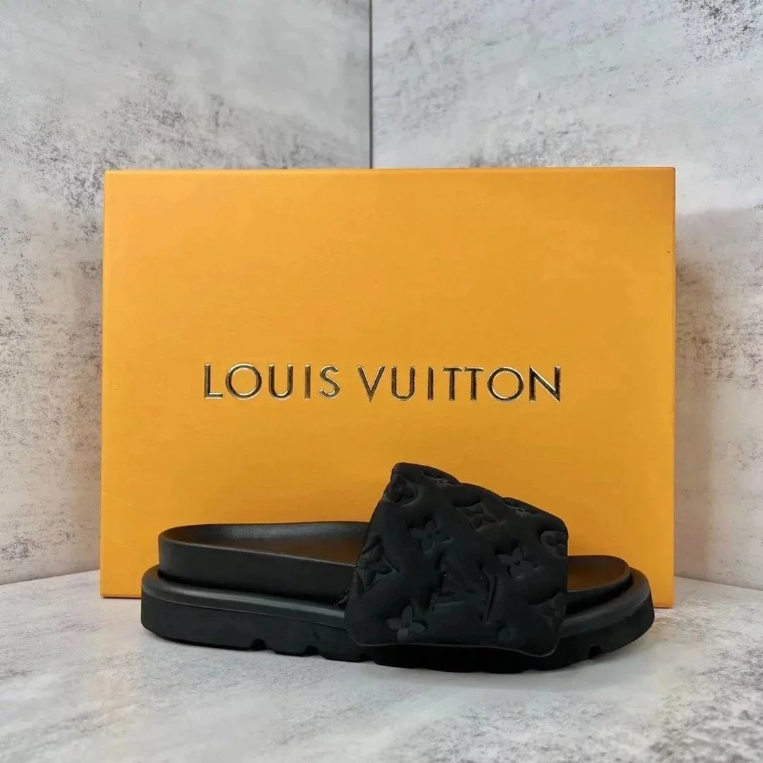 03 03