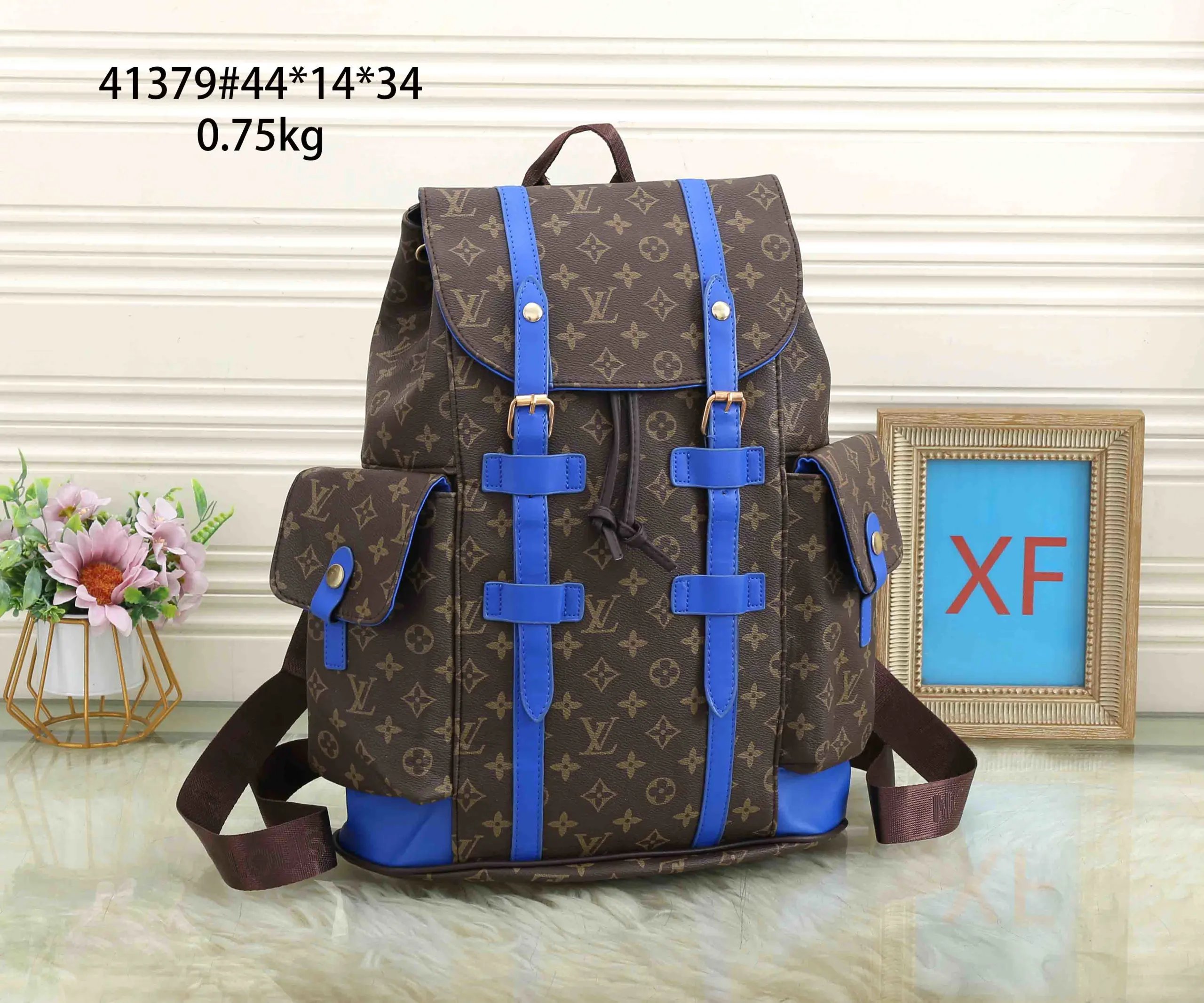 8 8