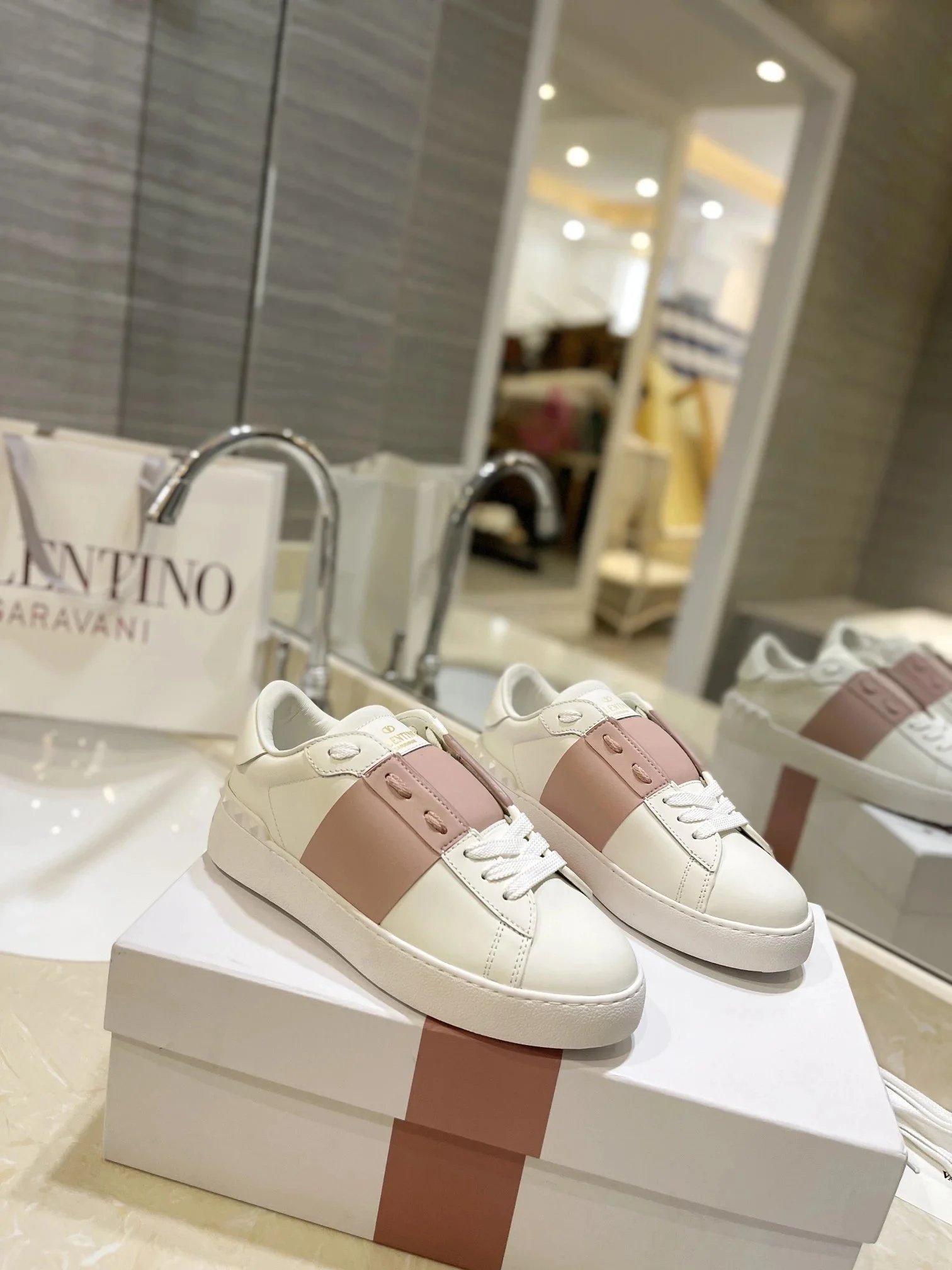 28 28