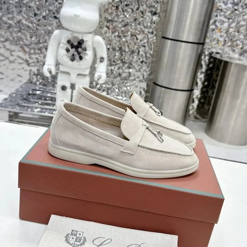 35 35
