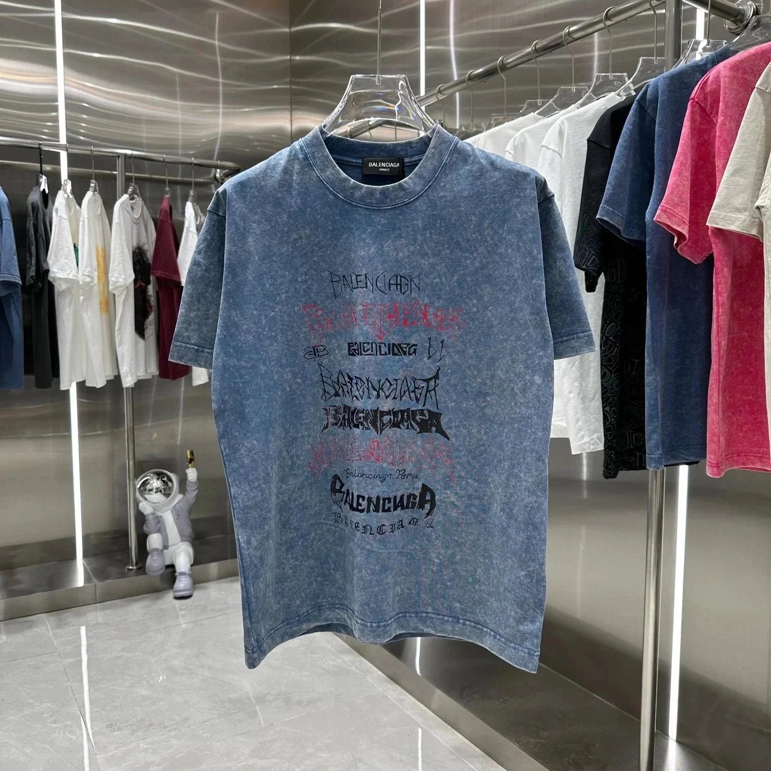 7 7