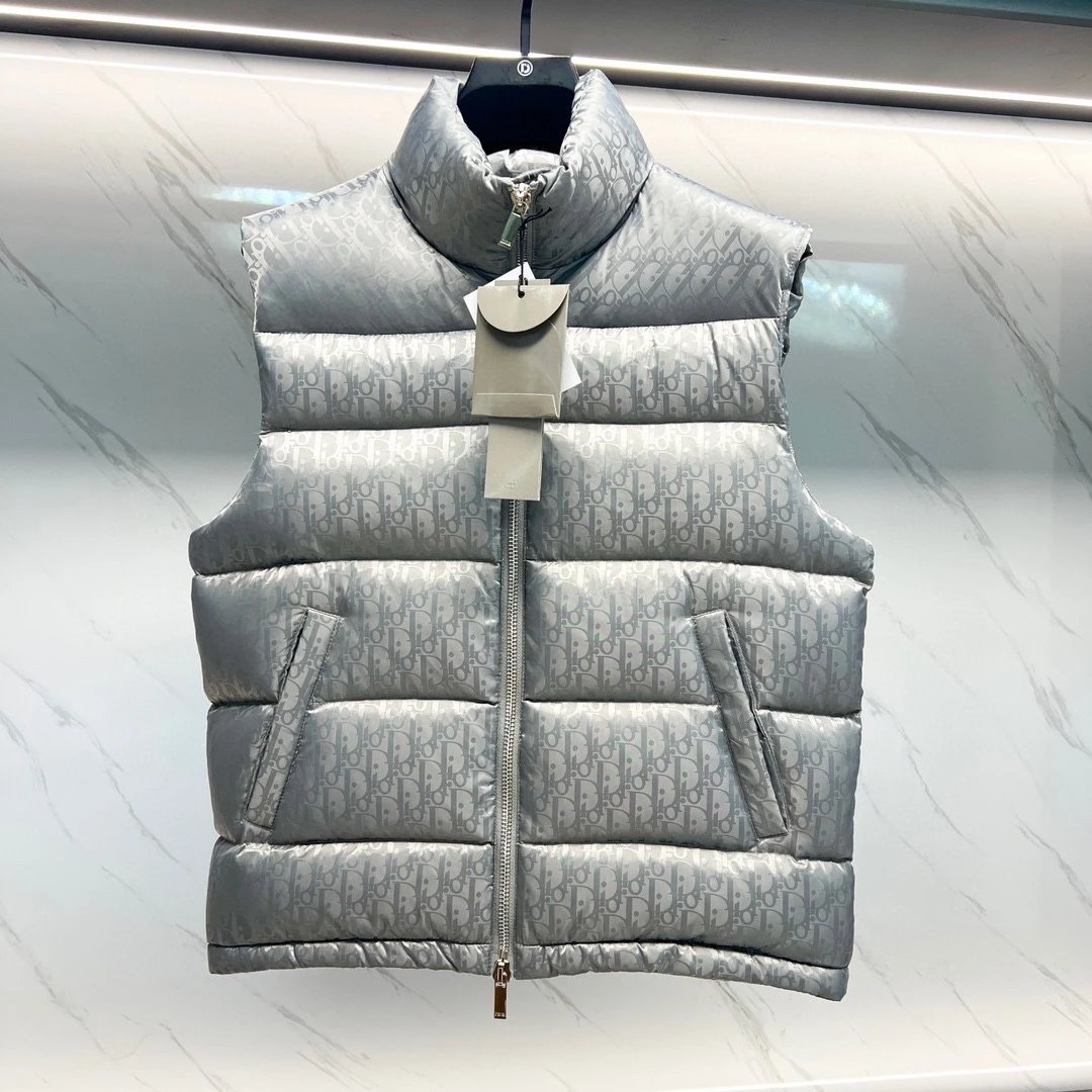 深灰色 深灰色