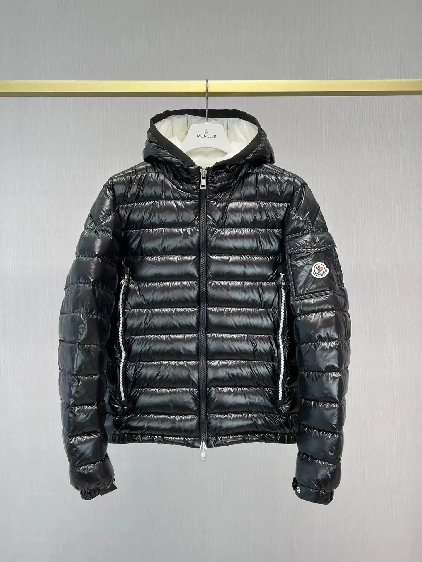 18 18