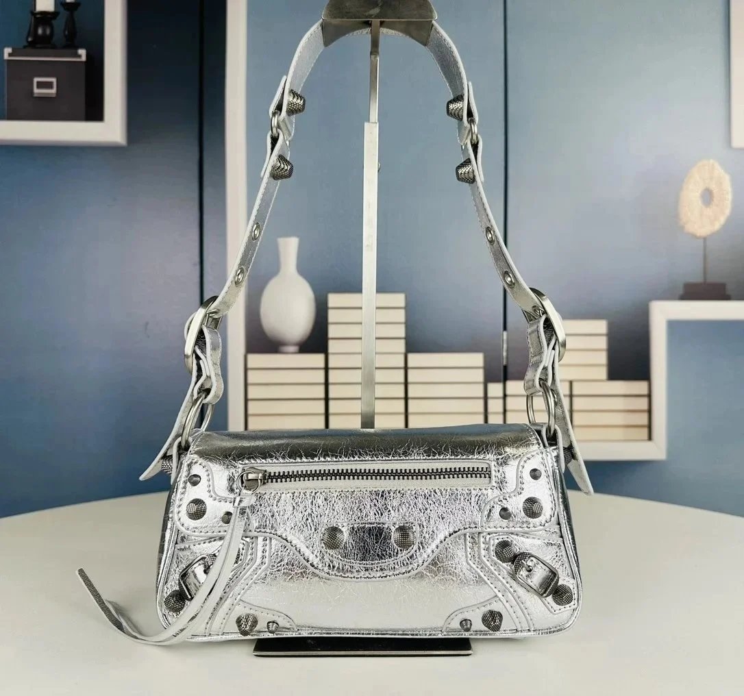 24x 11x6 24x 11x6
