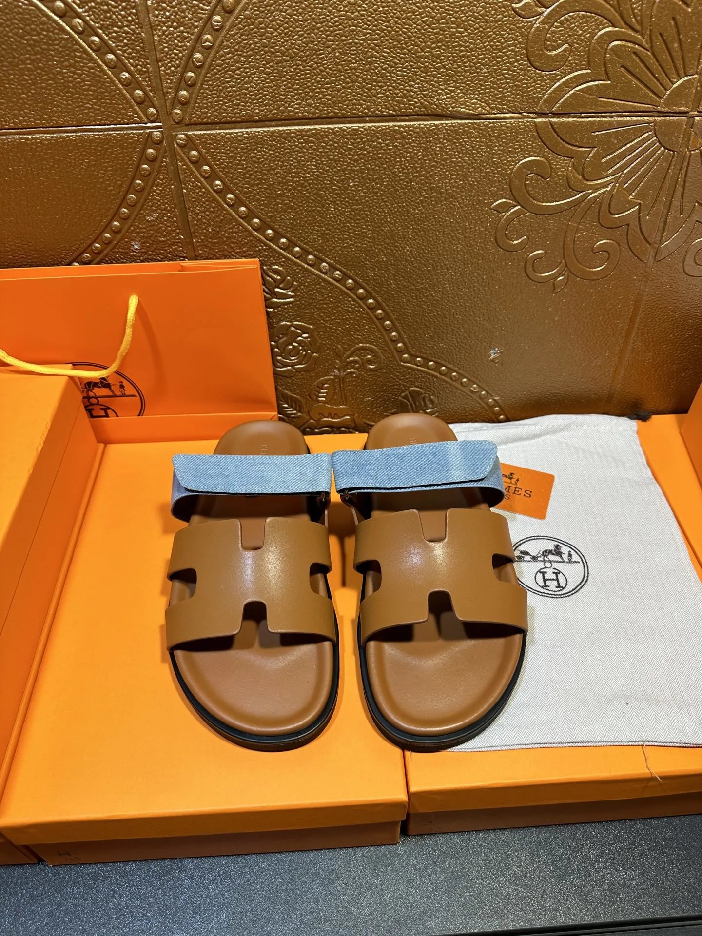 11 11
