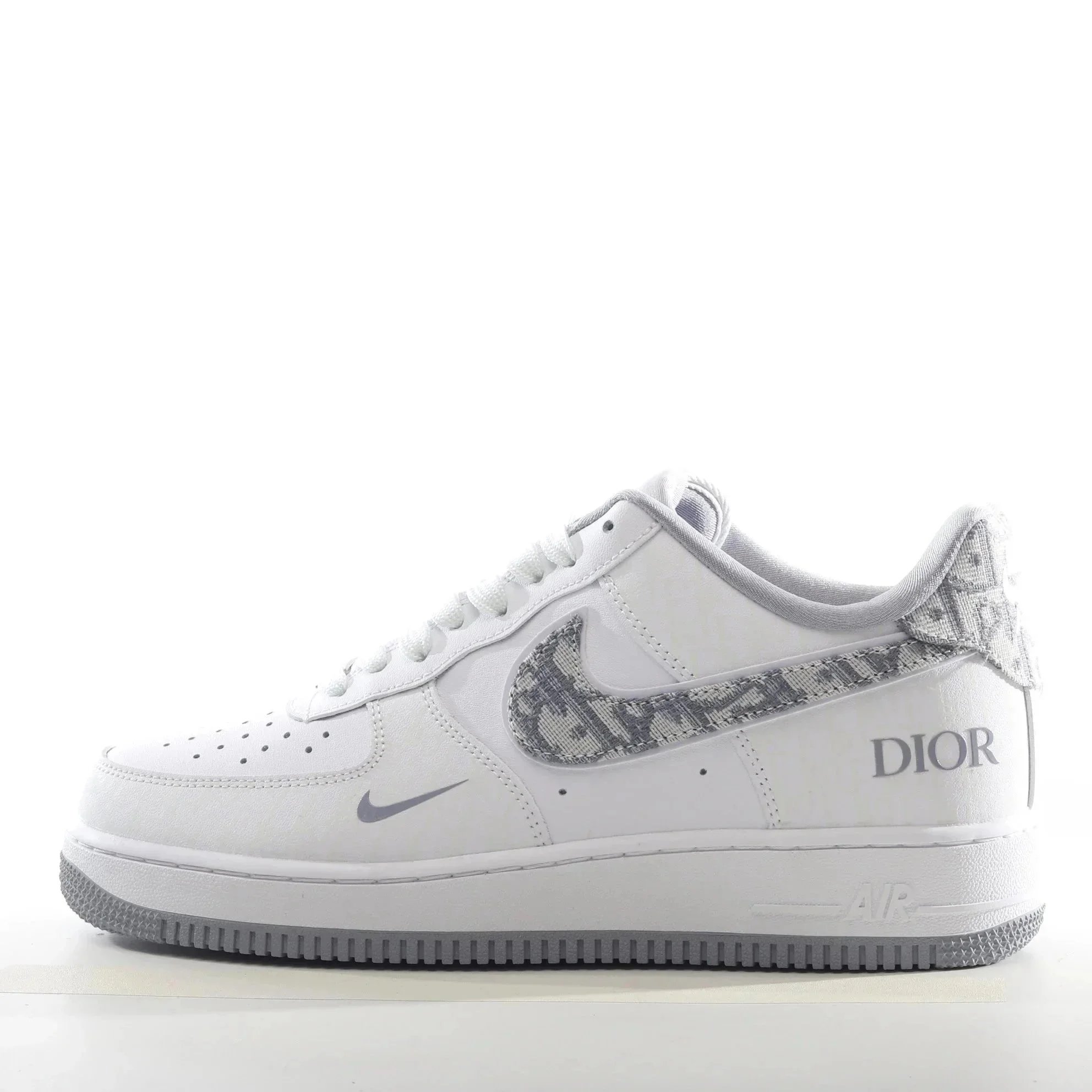 18 18
