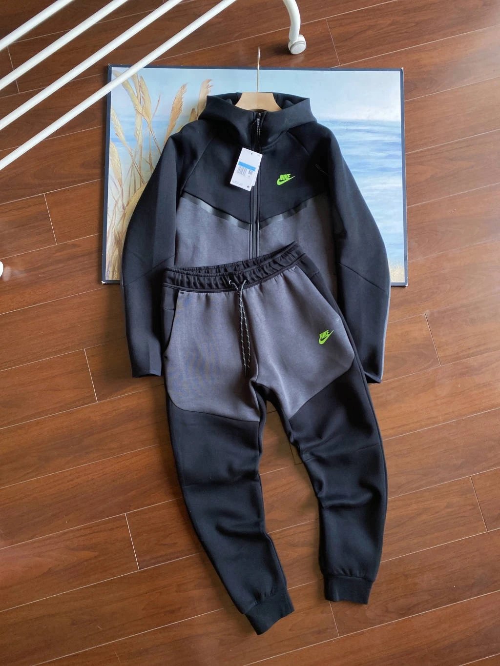 4 4