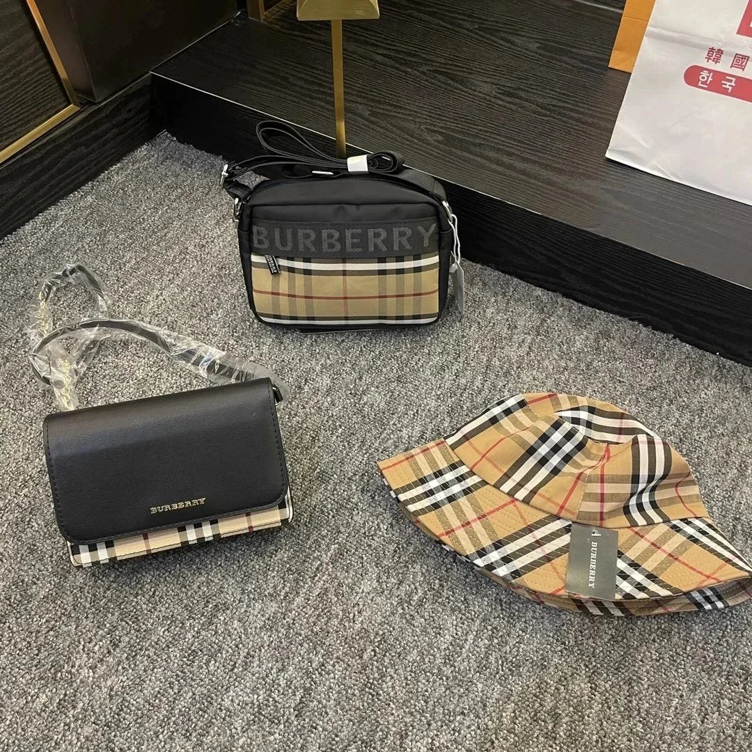 3 3